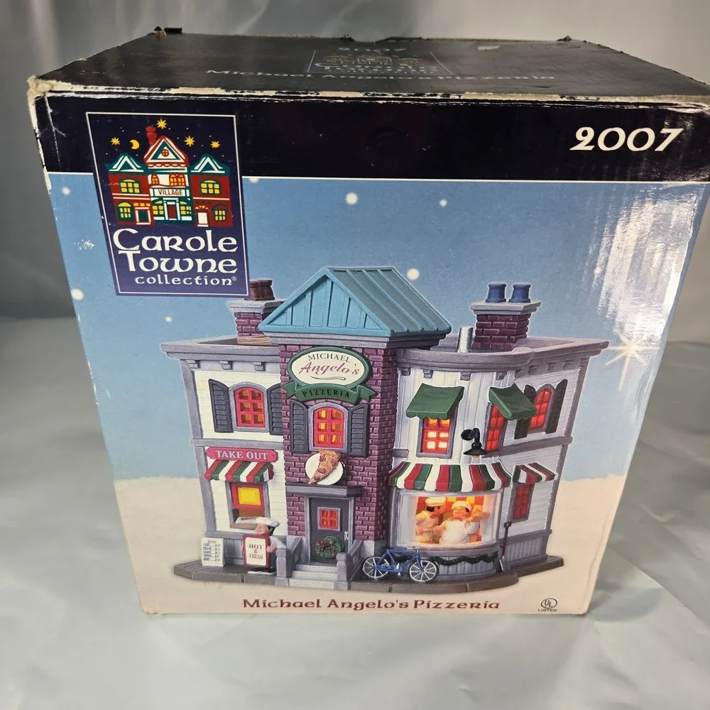 Carole Towne 2007 Michael Angelo's Pizzeria Christmas Village Light Up Building